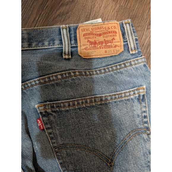 VTG‎ Levis 550 Relaxed Fit Jeans Light Wash Denim Faded Distressed Mens W38 L34 - Picture 3 of 8